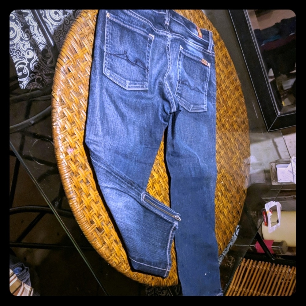 7 for all Mankind